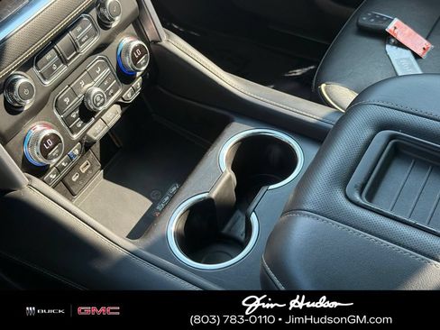 Used 2021 GMC Yukon SLT RWD image 34