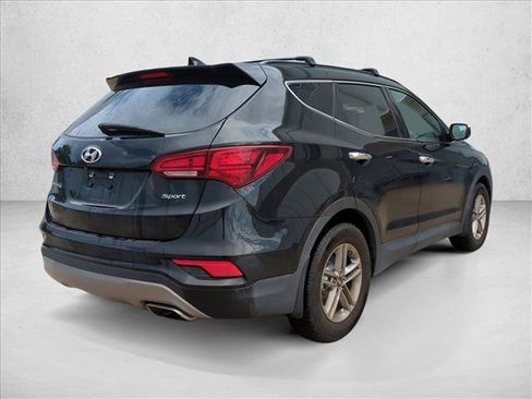 Used 2018 Hyundai Santa Fe Sport w/ 2.4L Value Package 02 FWD image 5