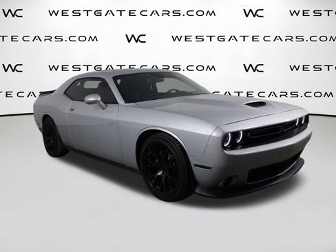 Used 2022 Dodge Challenger R/T image 1