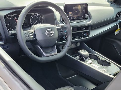 New 2026 Nissan Rogue SV w/ Cold Weather Package FWD image 5