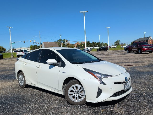 Used 2016 Toyota Prius Two FWD image 16