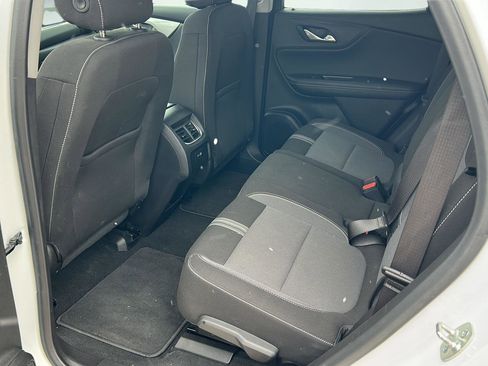 Used 2025 Chevrolet Blazer LT image 24