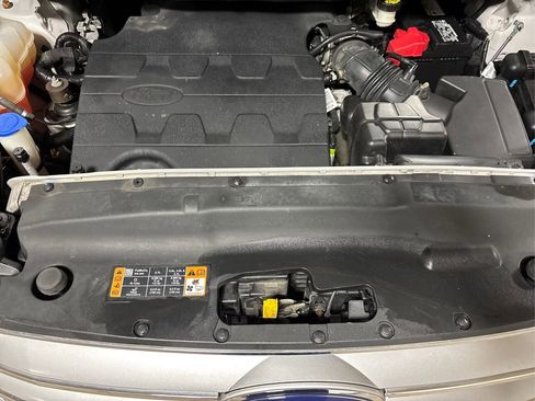 Used 2016 Ford Edge SEL w/ Equipment Group 201A image 13