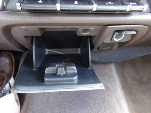 Used 2017 Chevrolet Silverado 1500 LT w/ All Star Edition image 41