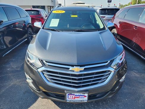 Used 2021 Chevrolet Equinox Premier image 2