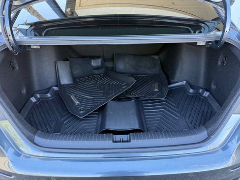 Used 2023 Honda Accord EX-L image 18
