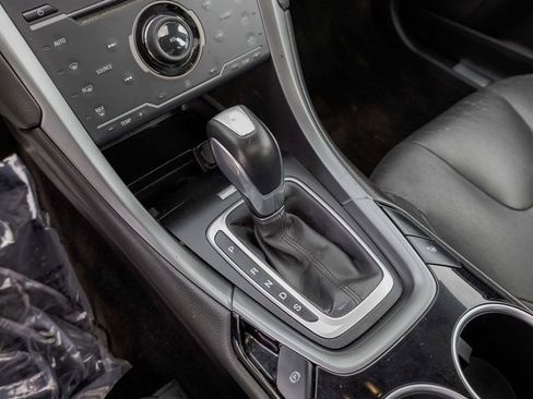 Used 2013 Ford Fusion Titanium w/ Titanium Driver Assist Pkg image 41