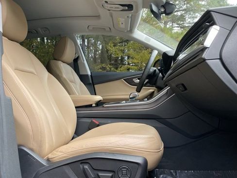 Used 2019 Audi Q8 Premium Plus w/ Premium Plus image 20