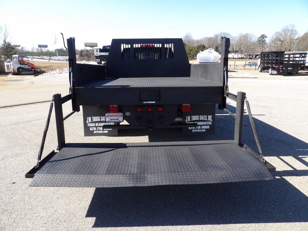 Used 2020 RAM 5500 Tradesman RWD image 48