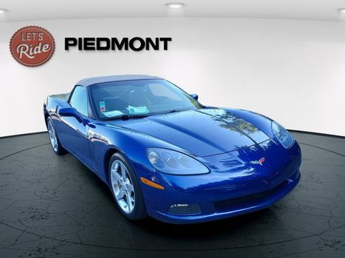 Used 2006 Chevrolet Corvette Convertible w/ Preferred Equipment Group RWD image 3