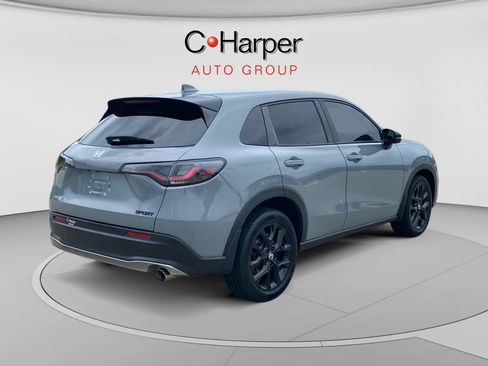 Used 2024 Honda HR-V Sport image 3