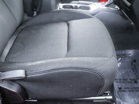 Used 2020 Jeep Wrangler Unlimited Sahara w/ Uconnect 4C Nav & Sound Group image 37