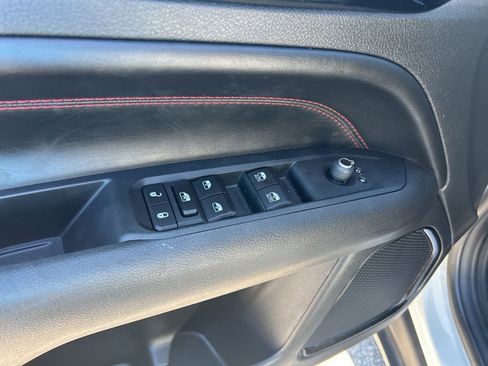 Used 2024 Jeep Compass Trailhawk image 36