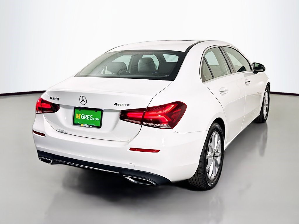 Used 2022 Mercedes-Benz A 220 4MATIC w/ Premium Package Lite image 10
