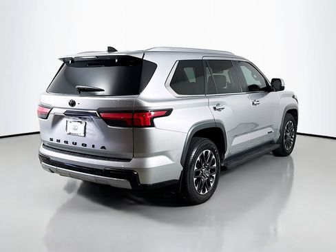 Used 2024 Toyota Sequoia Limited RWD image 5