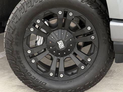 Used 2021 Chevrolet Silverado 1500 RST w/ Texas Edition Plus AWD/4WD image 8