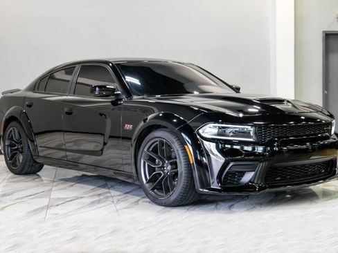 Used 2023 Dodge Charger Scat Pack RWD image 8