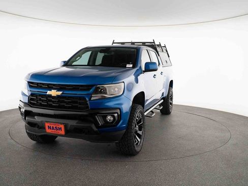 Used 2021 Chevrolet Colorado LT w/ Safety Package image 5