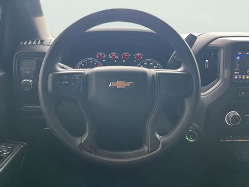 Used 2022 Chevrolet Silverado 1500 Custom image 16