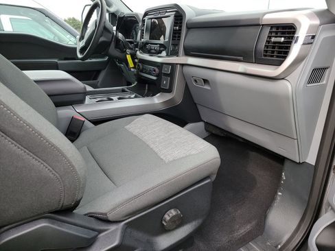 Used 2023 Ford F150 XLT w/ XTR Package image 14