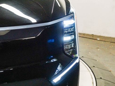Used 2026 Kia EV9 Light image 7