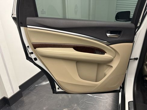 Used 2018 Acura MDX SH-AWD image 16