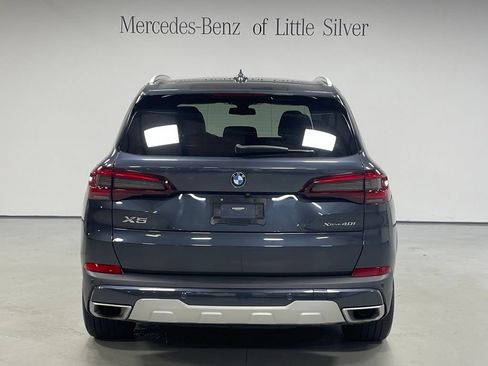 Used 2021 BMW X5 xDrive40i w/ Premium Package AWD/4WD image 4