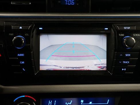 Used 2016 Toyota Corolla S image 18