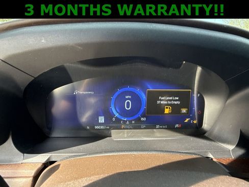 Used 2022 Ford Explorer King Ranch w/ Premium Technology Package image 16