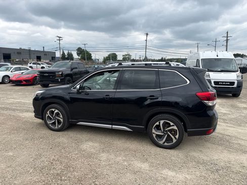 Used 2022 Subaru Forester Touring w/ Popular Package #2 AWD/4WD image 12