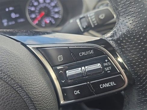 Used 2021 Kia Forte GT-Line image 13