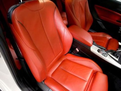 Used 2018 BMW M240i Coupe RWD image 9