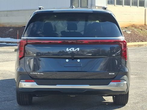 New 2026 Kia Carnival SX FWD image 6
