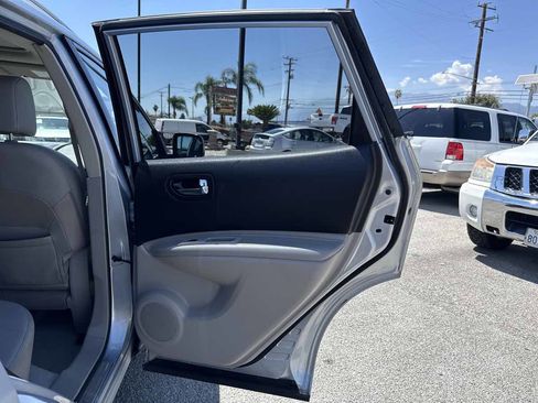 Used 2013 Nissan Rogue SL FWD image 17