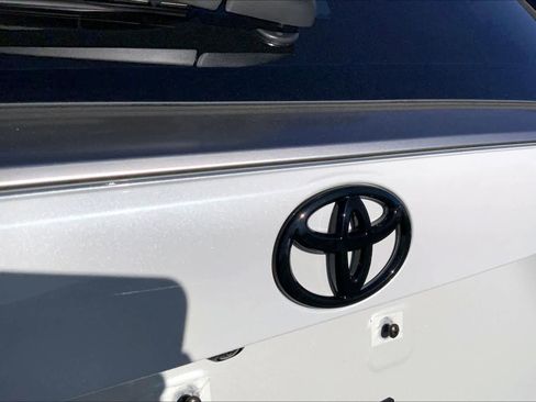 Used 2025 Toyota RAV4 XSE image 27