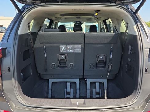 New 2026 Kia Carnival SX FWD image 4