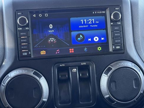 Used 2012 Jeep Wrangler Sport AWD/4WD image 21