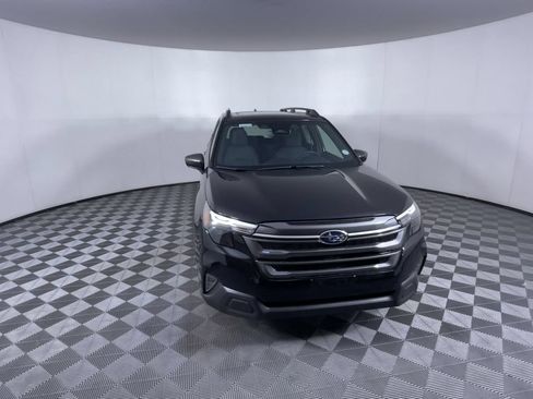 Used 2025 Subaru Forester Premium w/ Convenience Package #1 AWD/4WD image 3