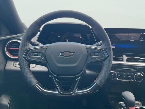 New 2026 Chevrolet Trax RS w/ Sunroof Package image 17