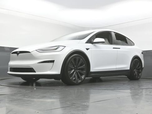 Used 2023 Tesla Model X AWD/4WD image 47