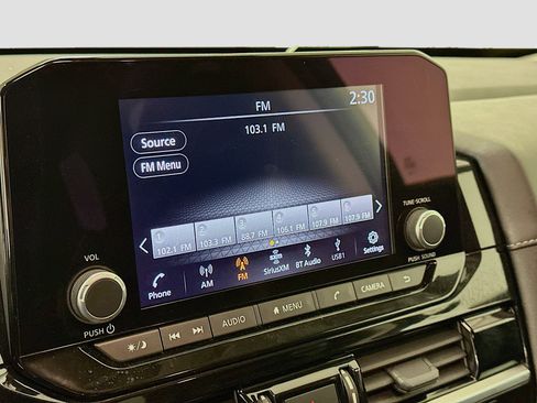 Used 2024 Nissan Pathfinder SV image 21