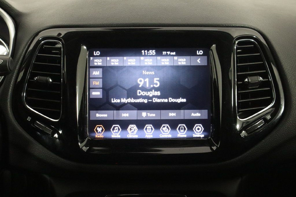 Used 2019 Jeep Compass Limited AWD/4WD image 28