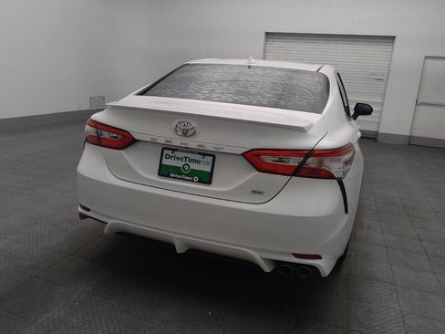 Used 2020 Toyota Camry SE image 7