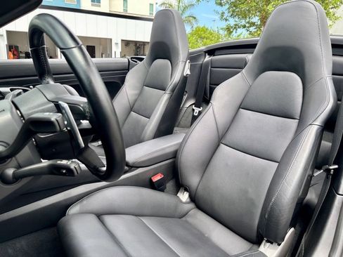 Used 2017 Porsche 911 Turbo AWD/4WD image 21