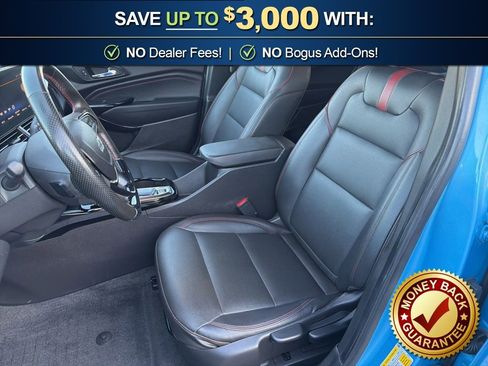 Used 2025 Chevrolet Trax RS w/ Driver Confidence Package image 14