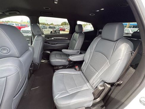 Used 2024 Buick Enclave Premium FWD image 16
