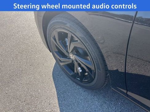 New 2026 Volkswagen Jetta SE image 5