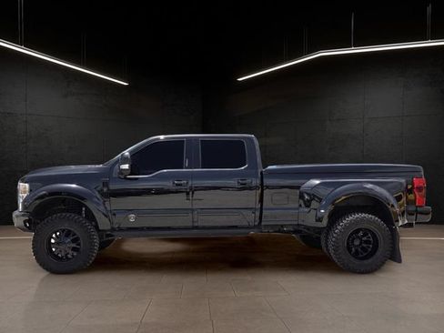 Used 2020 Ford F350 Lariat w/ Lariat Ultimate Package AWD/4WD image 4