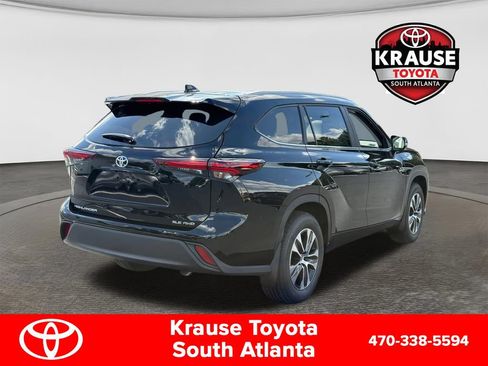 New 2026 Toyota Highlander XLE AWD/4WD image 8