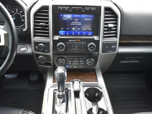 Used 2020 Ford F150 Lariat w/ Equipment Group 501A Mid AWD/4WD image 19
